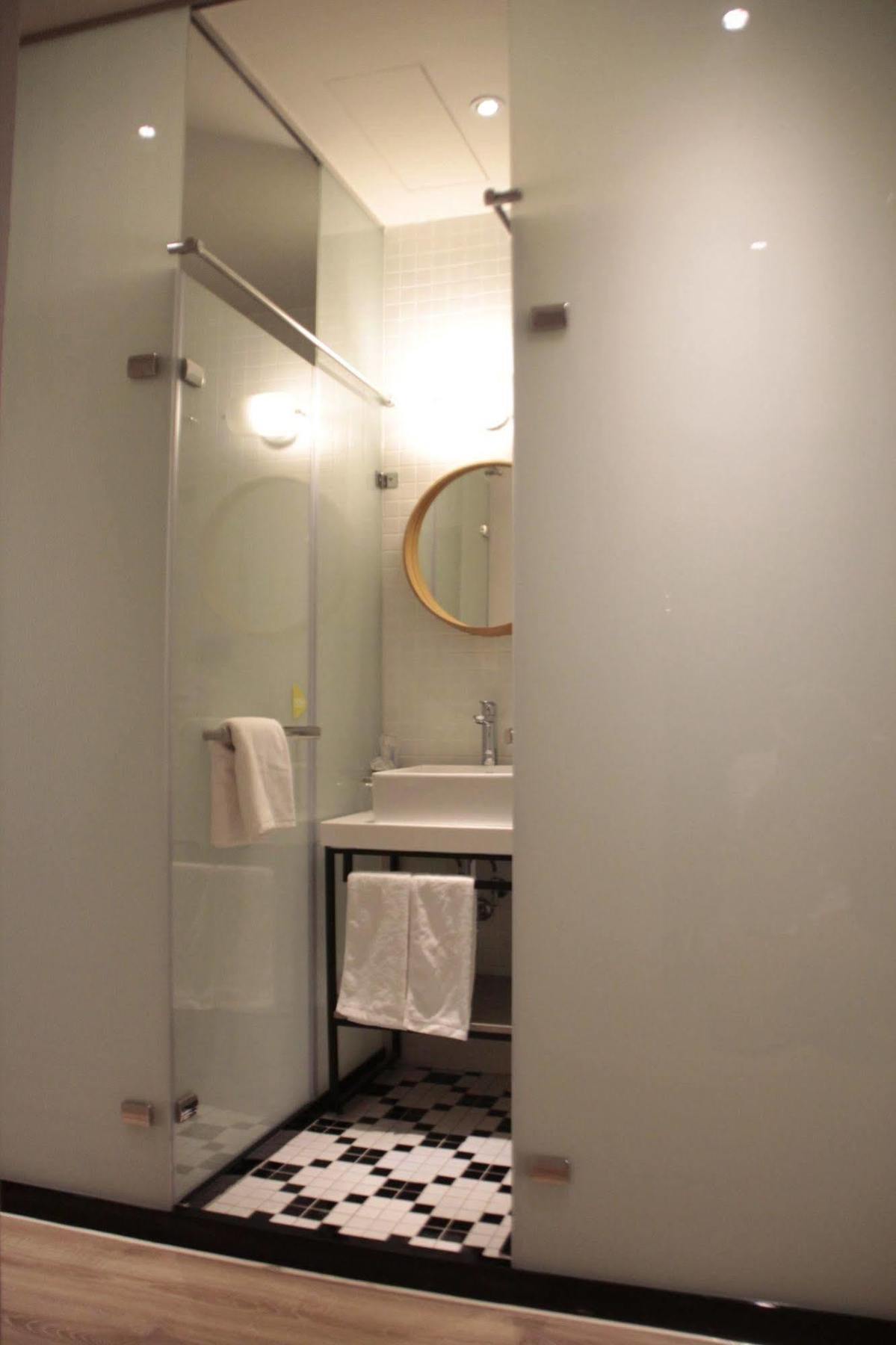 Let'S Hostel Kaohsiung Zewnętrze zdjęcie